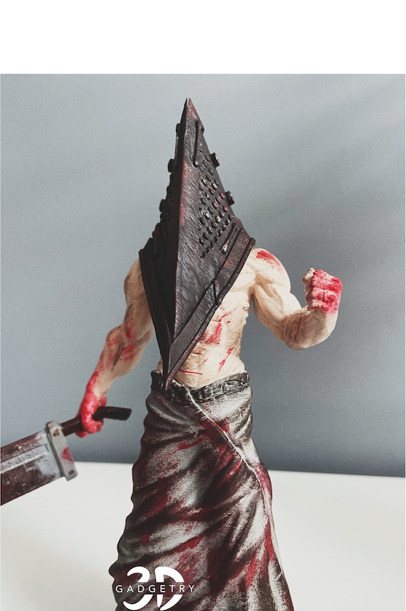 Top 3 Silent Hill Pyramid Head Figures： Iconic Collectibles for Fans