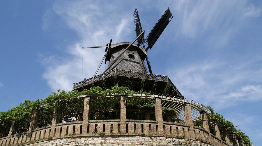 Windmill Heights: Top Attractions and Hidden Gems for Visitors