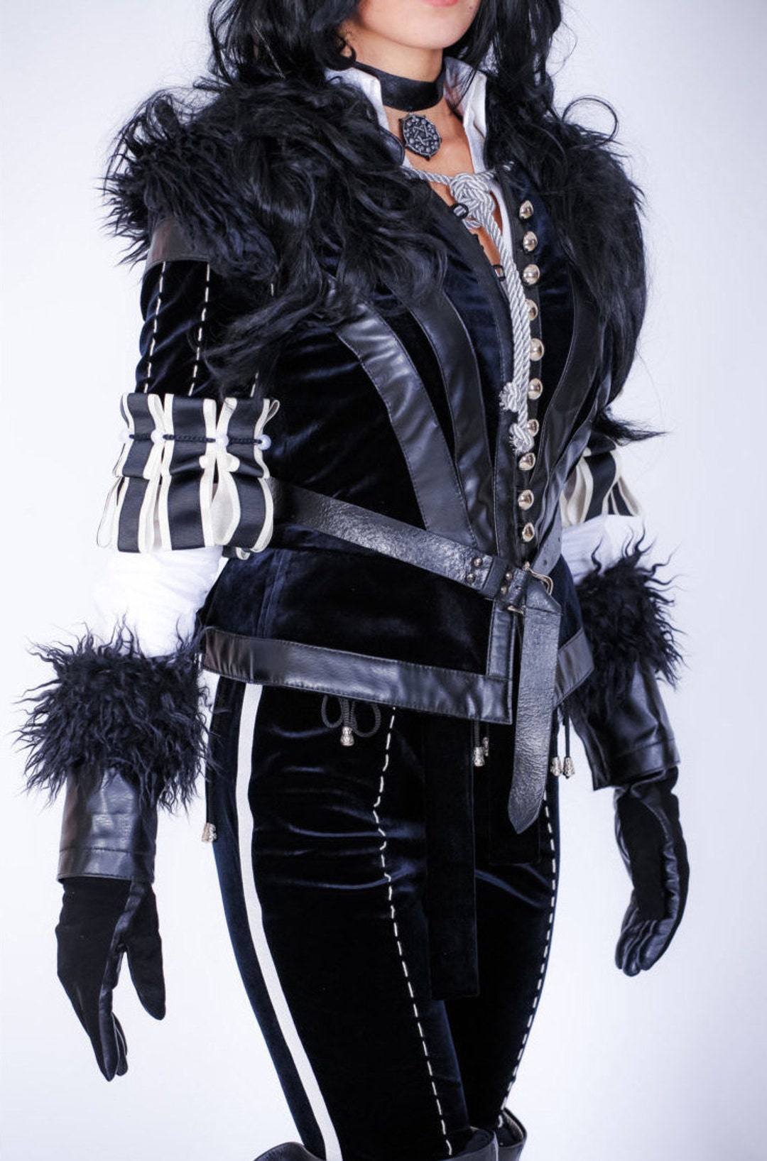 Classic Yennefer Witcher Costume for Ultimate Cosplay & Halloween